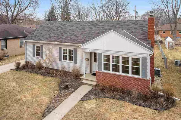 142 SCHOBER ST, Green Bay, WI 54302-3427