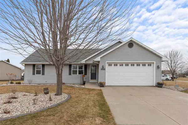 1122 SANDPOINT RIDGE, Neenah, WI 54956-5670