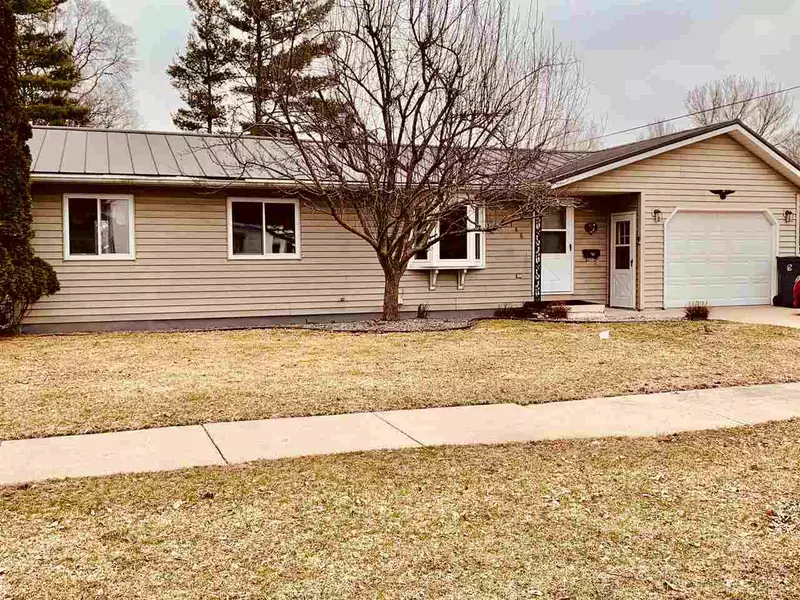 146 JEFFERSON ST, Berlin, WI 54923