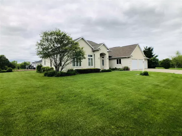 Cecil, WI 54111,N6425 BAHR ESTATES DR