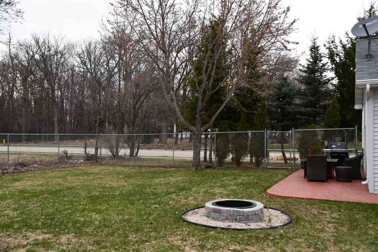 Neenah, WI 54956,2501 MAPLE GROVE DR