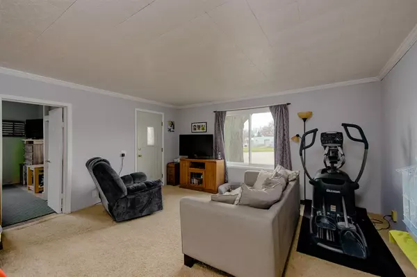 Oshkosh, WI 54901-3006,104 E CUSTER AVE