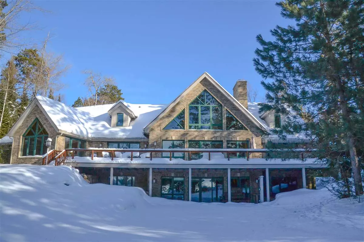 Three Lakes, WI 54562,8111 OLD MILITARY RD