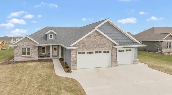 2279 GRINGOTTS WAY, De Pere, WI 54115-9229