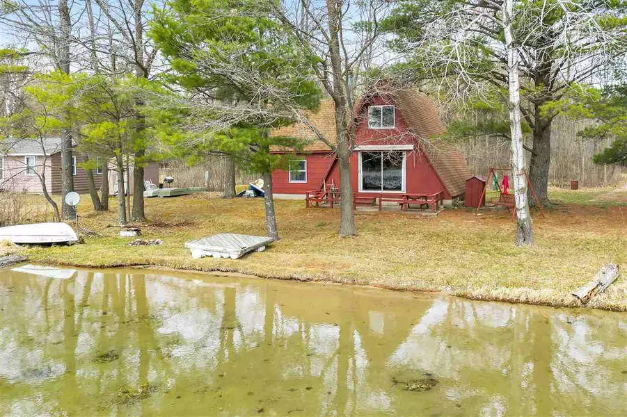 10395 NORTH LAKE RD, Amherst Jct, WI 54407