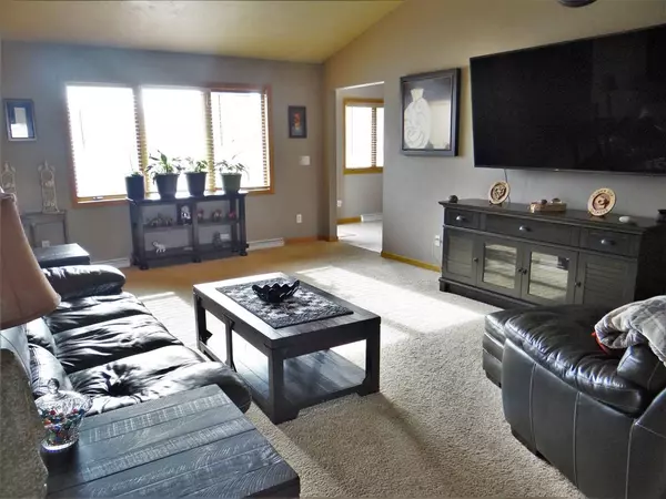 Neenah, WI 54956,2529 MAPLE GROVE DR