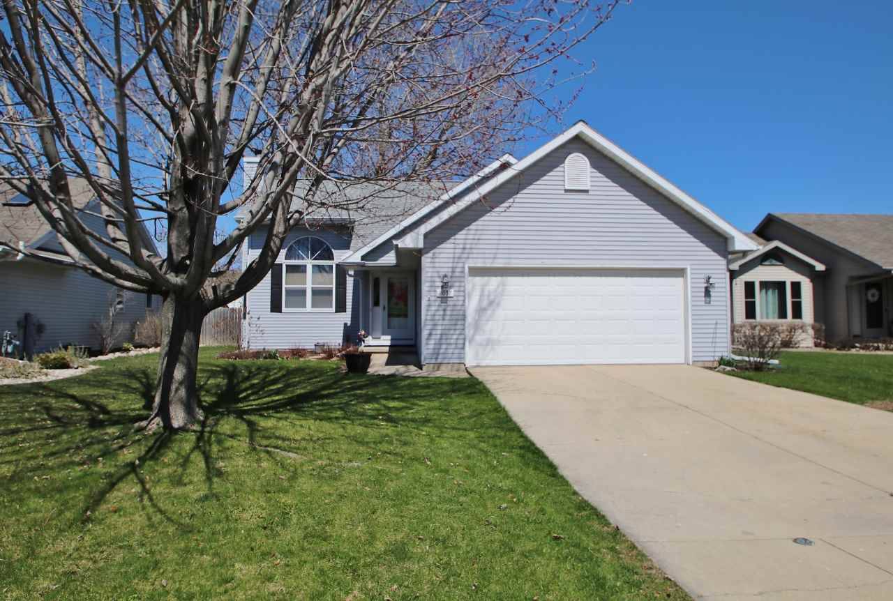 2057 E BARABOO CIR, De Pere, WI 54115-3742