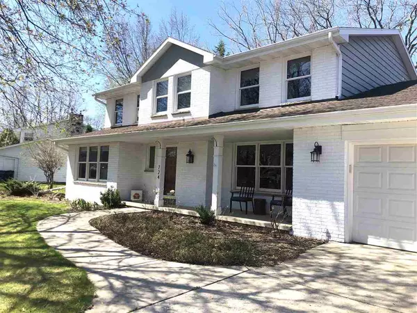 Allouez, WI 54301,724 BORDEAUX RUE