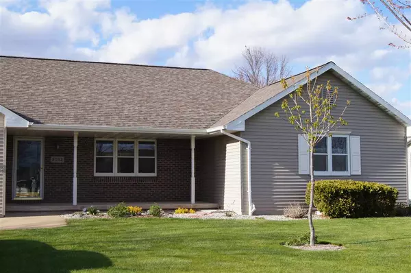 Menasha, WI 54952,2032 DREAMFIELD LN