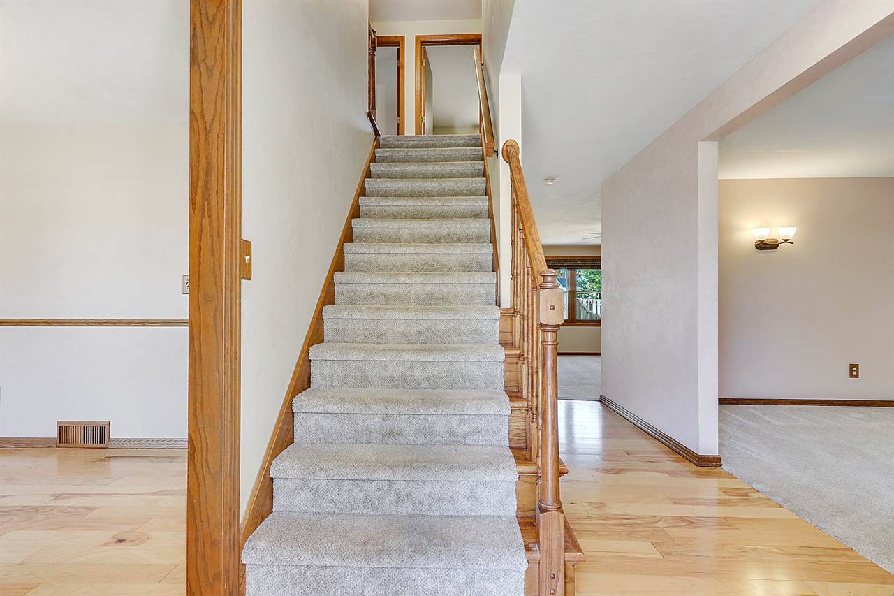 Appleton, WI 54914,1700 W HOMESTEAD DR