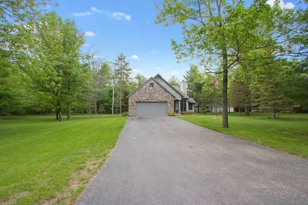 Shawano, WI 54166,W5032 FOREST CT