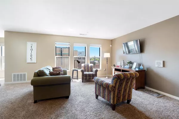 Green Bay, WI 54301-4269,118 S WASHINGTON ST #432A