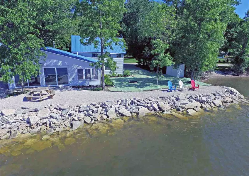 1295 S BAYSHORE RD, Brussels, WI 54204