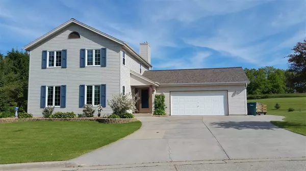 537 REDWING CT, Campbellsport, WI 53010