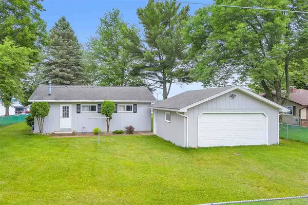 W4817 BIRCHWOOD DR, Shawano, WI 54166