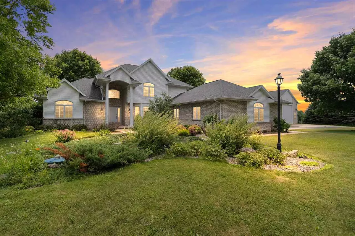 Hortonville, WI 54944,W8265 PINE VIEW CT