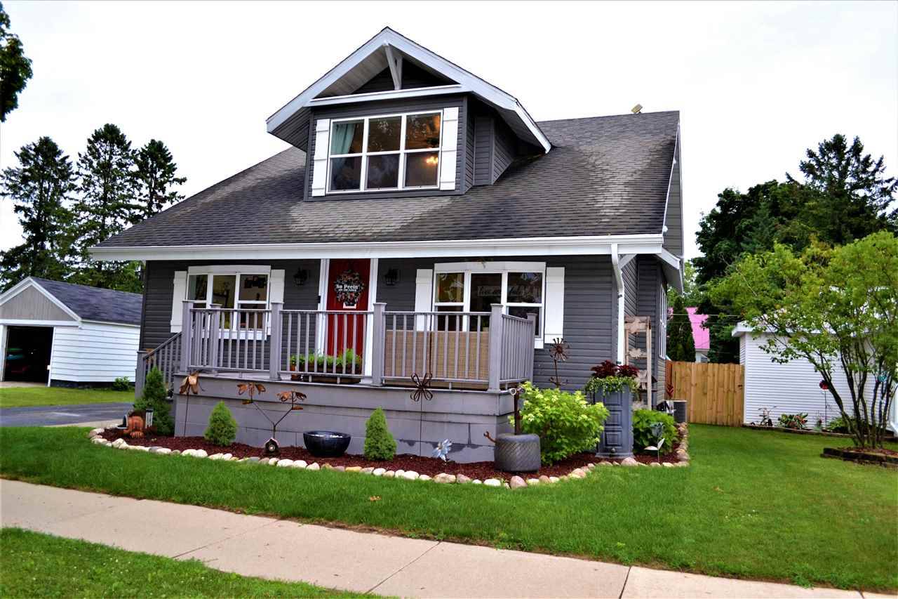 148 N WASHINGTON ST, Oconto Falls, WI 54154