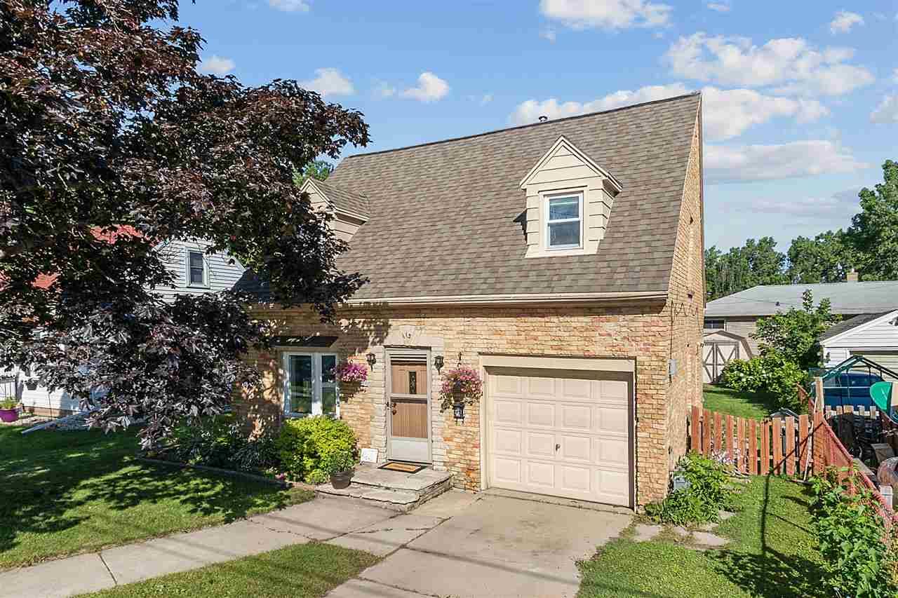 113 MAYER ST, Neenah, WI 54956