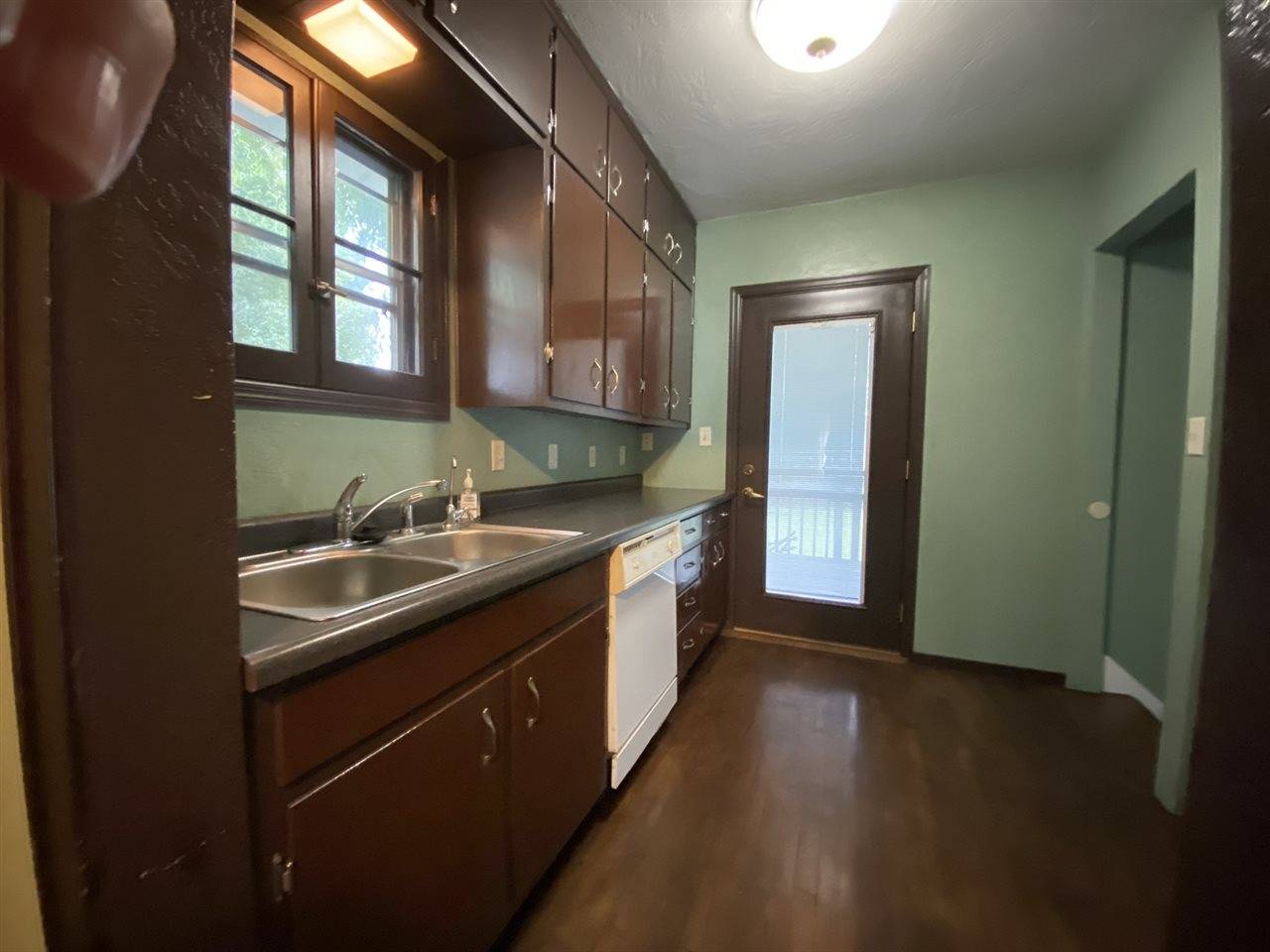 Oshkosh, WI 54901,1427 LIBERTY ST
