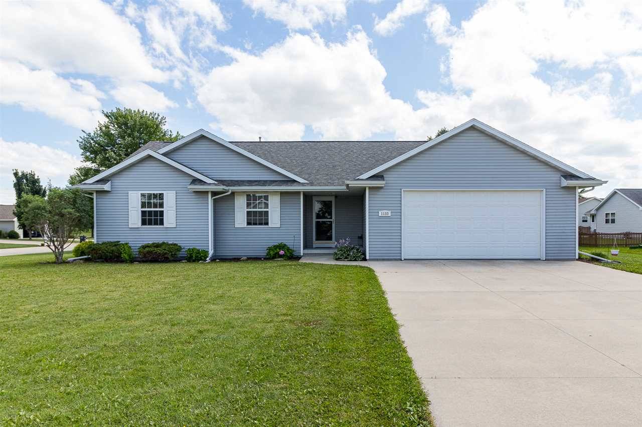 1133 GOLDEN FIELD RD, Neenah, WI 54956
