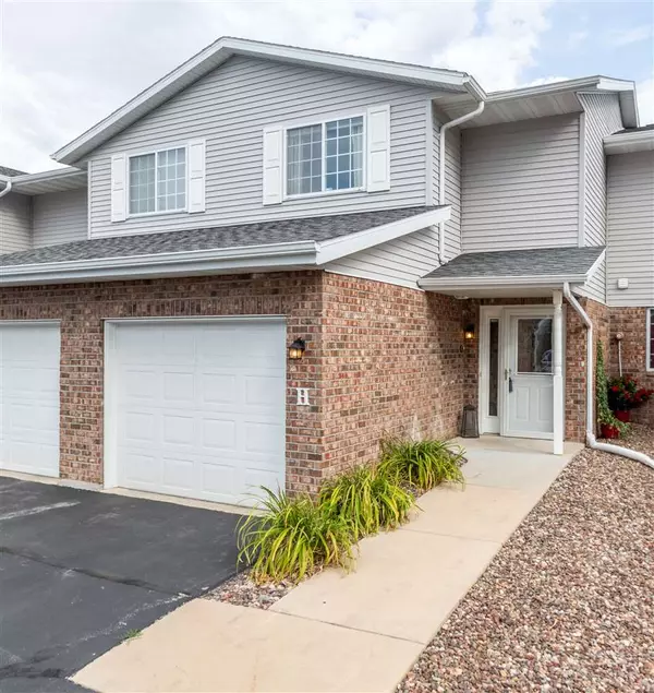 2543 TELLURIDE TRL #H, Howard, WI 54313