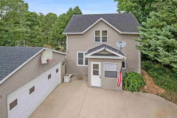 421 CHURCH AVE, Casco, WI 54205