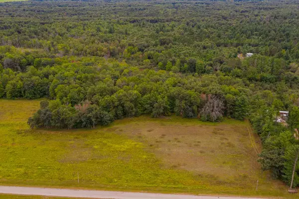 BADGER DR, Hancock, WI 54943