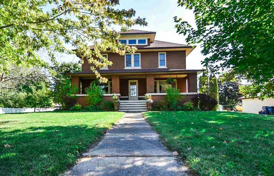 652 S ST AUGUSTINE ST, Pulaski, WI 54162