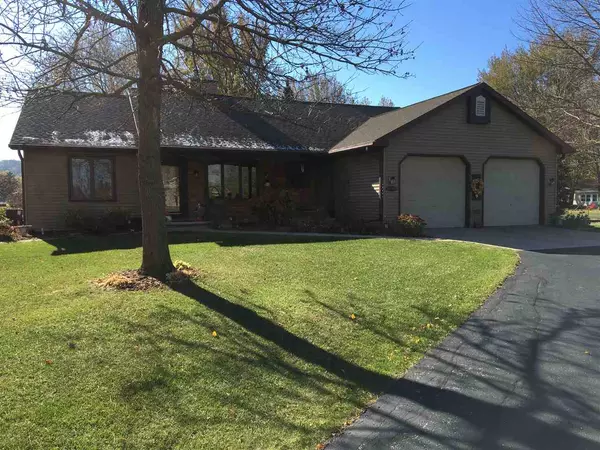 N7829 S NIAGARA CT, Sherwood, WI 54169