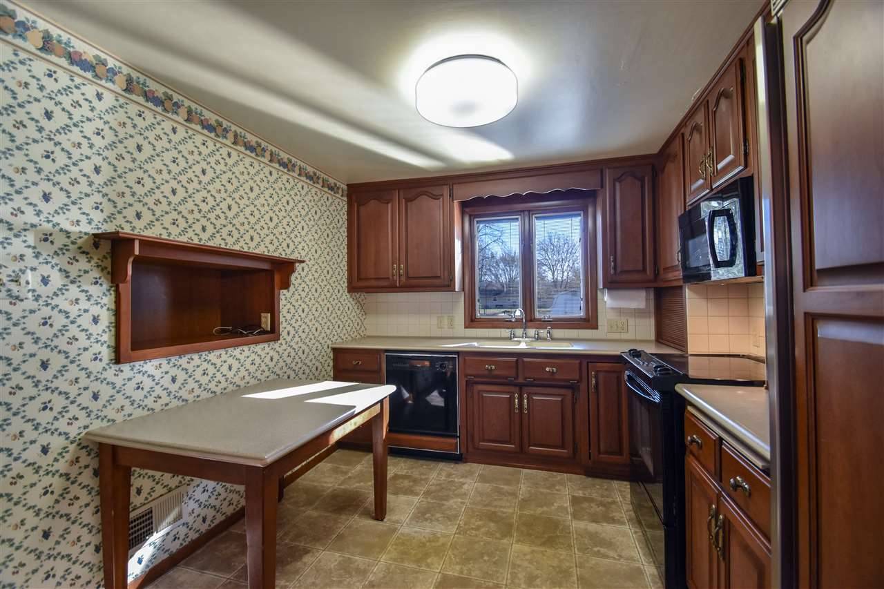 Pulaski, WI 54162,192 E CEDAR ST