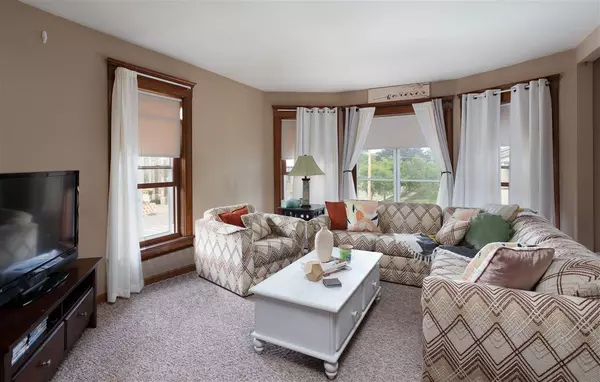 Appleton, WI 54911,821 N ONEIDA ST