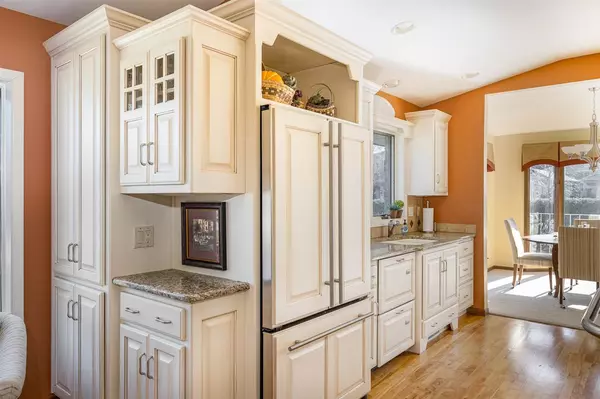 Appleton, WI 54914,2801 FOX RUN