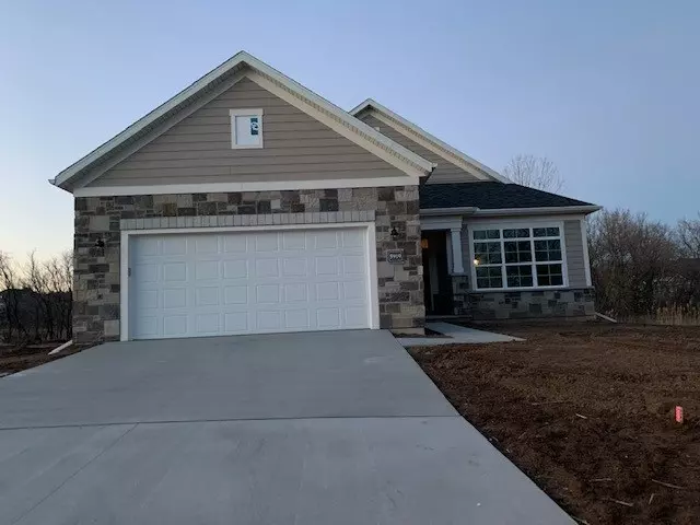 5919 N OSPREY DR, Appleton, WI 54913