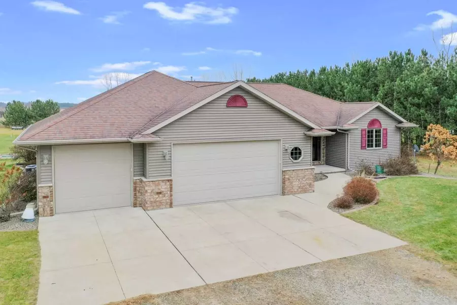 316 HWY C, Pulaski, WI 54162-9606