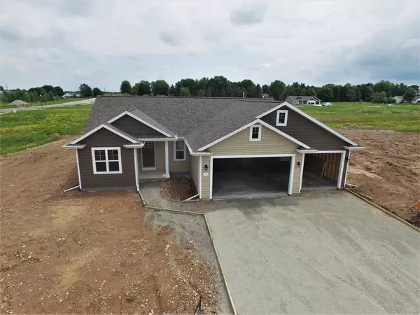 1153 MADELYNN LN, Neenah, WI 54956