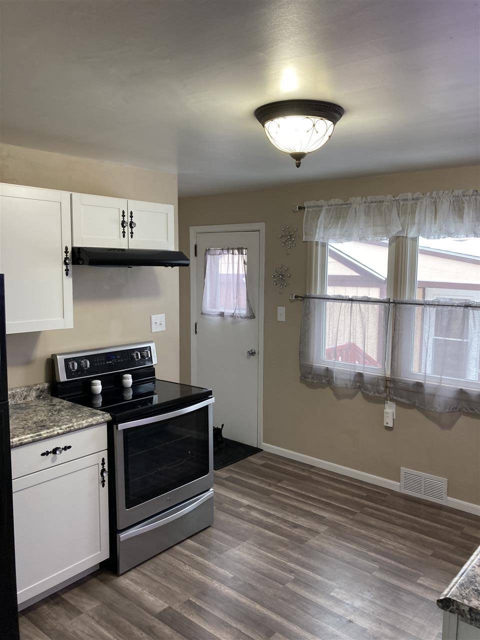Fond Du Lac, WI 54935,480 E 9TH AVE