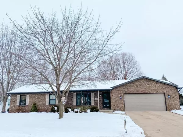 Pulaski, WI 54162-9406,415 E GLENBROOK DR