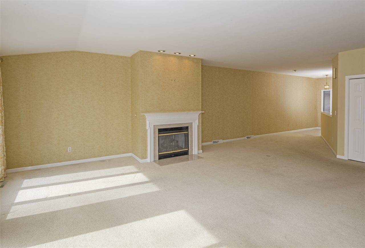 Appleton, WI 54914,2805 FOX RUN