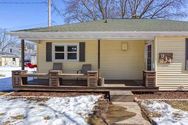 Neenah, WI 54956,914 REDDIN AVE