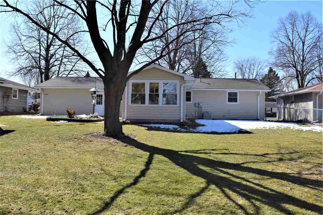 Green Bay, WI 54303-3321,1716 NANCY AVE