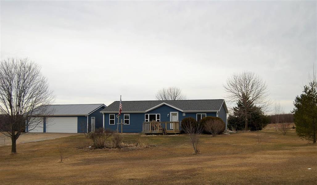 N2542 HWY F, Pulaski, WI 54162