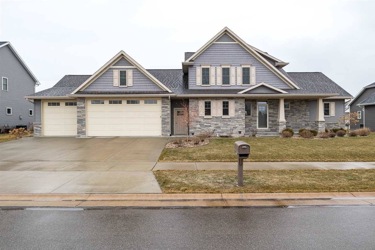 N8932 HARRISVILLE CT, Menasha, WI 54952