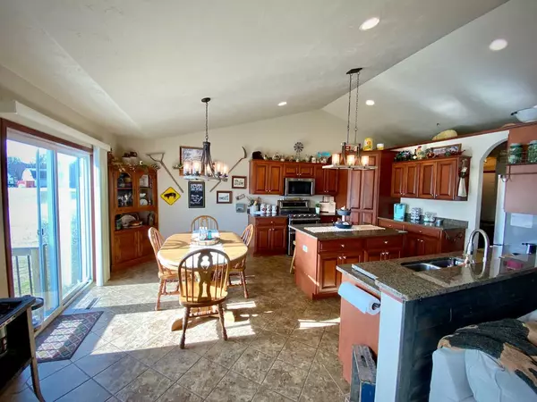 Neenah, WI 54956,1204 DOGWOOD TRL