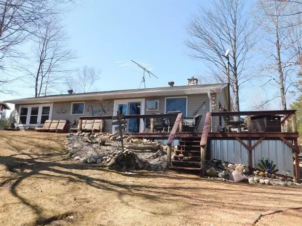 1674 N LILY LAKE LN, Pickerel, WI 54465