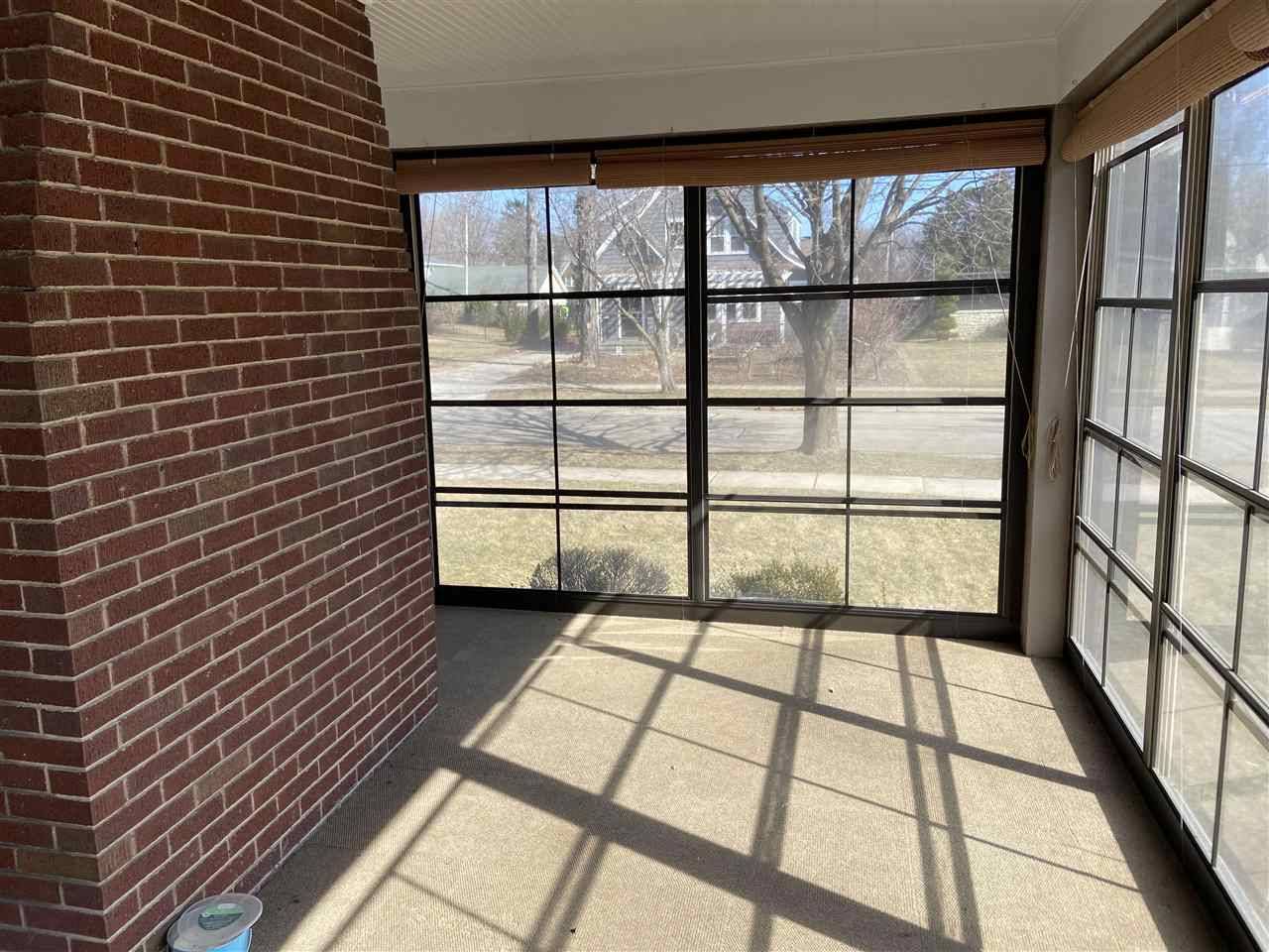Neenah, WI 54956,312 11TH ST