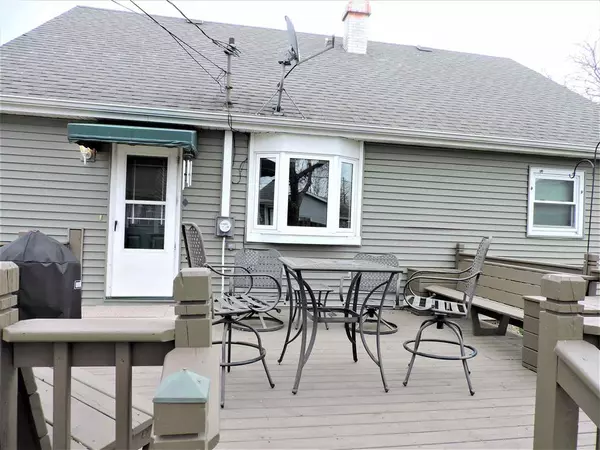 Neenah, WI 54956,1513 COLLINS ST