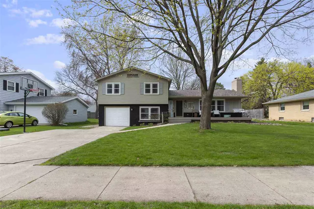 Neenah, WI 54956,1129 CONGRESS ST