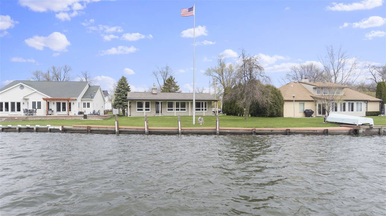 623 PARIS ST, Menasha, WI 54952