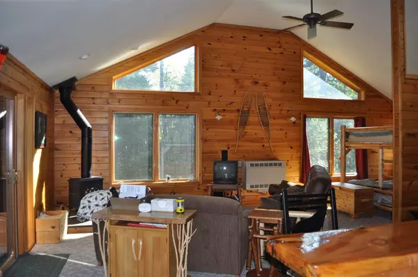 Alvin, WI 54542,15550 THRASHER RD