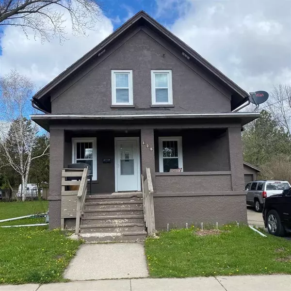128 S BAIRD ST, Green Bay, WI 54301-4310